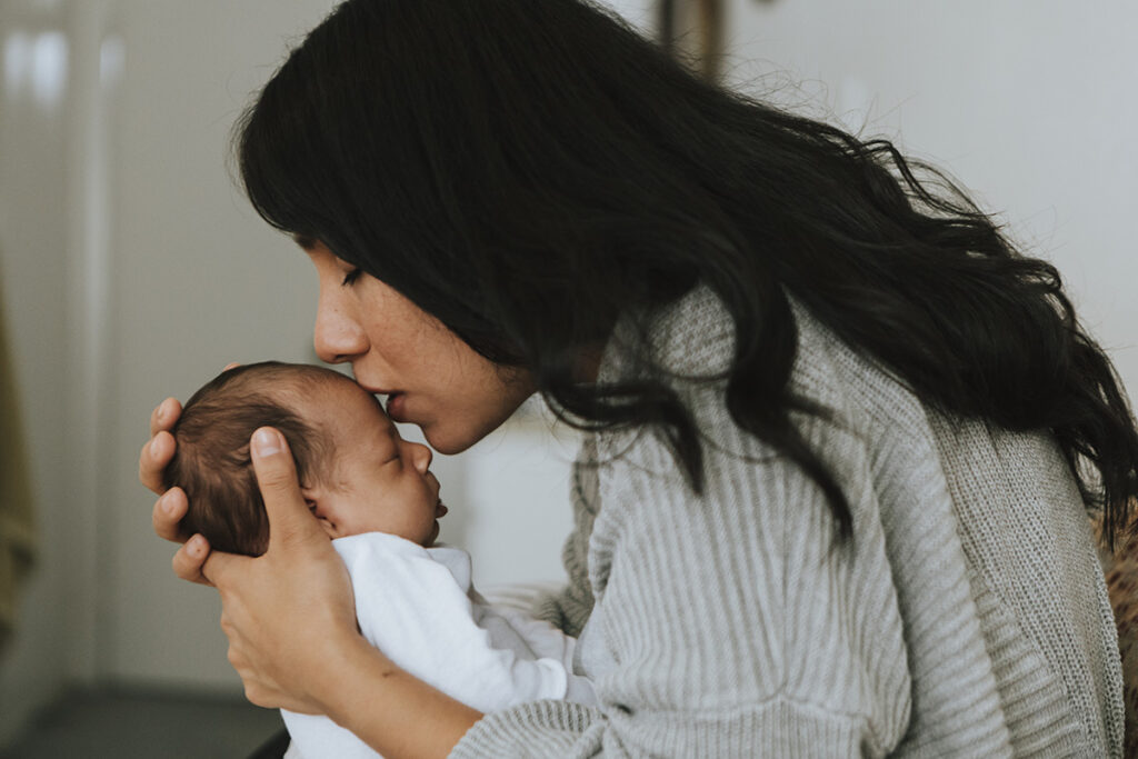 84% das mortes maternas são evitáveis: por que estamos falhando com as mães americanas