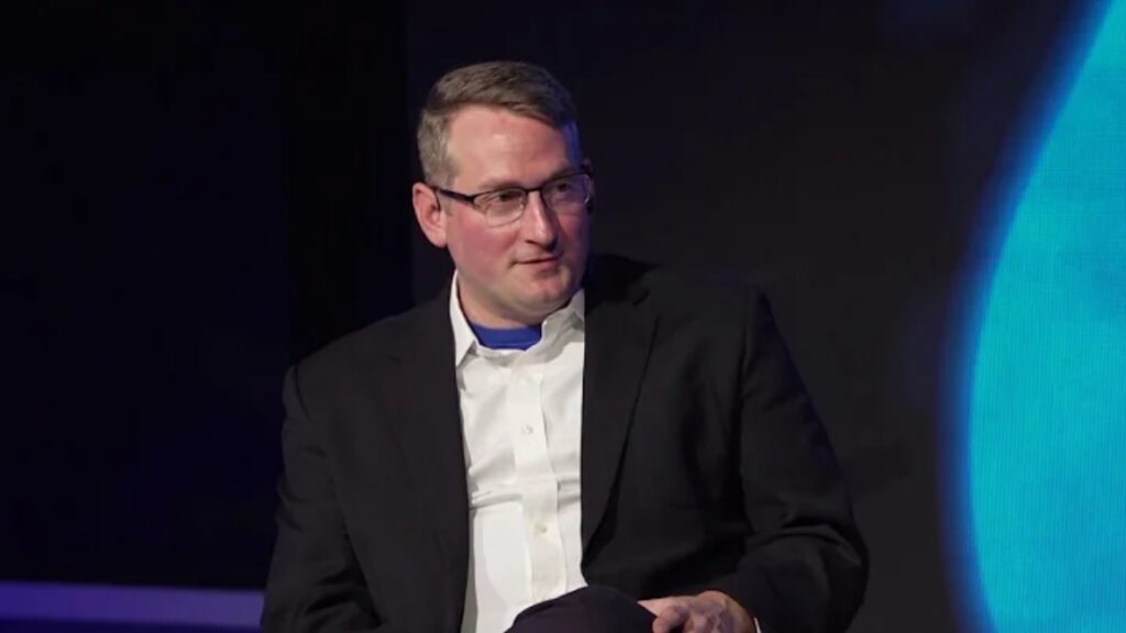 A queda de Sam Allberry: O que a Igreja deve aprender sobre a identidade LGBT