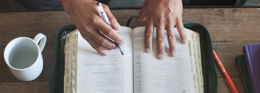 Estudar a bíblia online e com desconto – Oferta para a Black Friday Cristã!