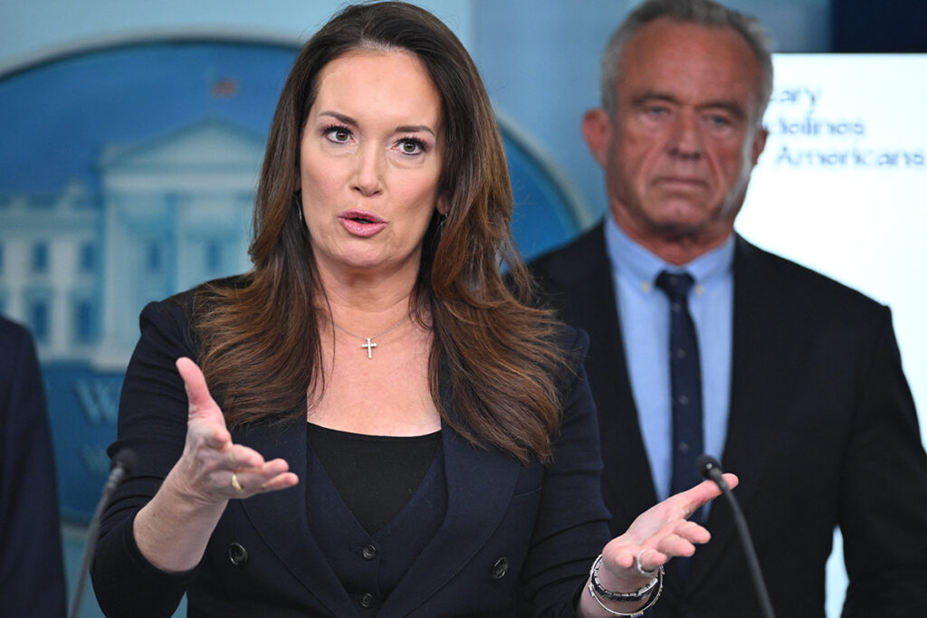 Funcionários processam USDA e Brooke Rollins por 'proselitismo' de e-mails com tema cristão