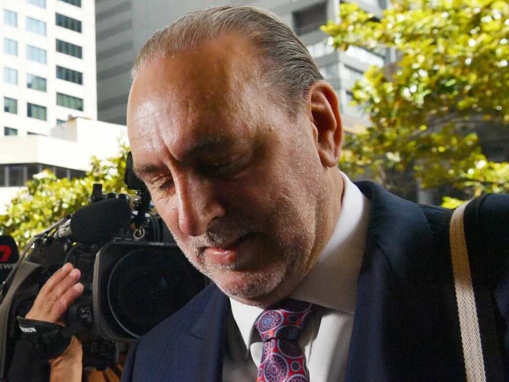 Hacker publica pornografia na página do fundador da Hillsong