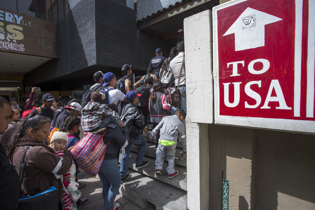 Proposta de 'Lei da Dignidade' busca revisar a imigração em meio à crise: 'Projeto de lei revolucionário'