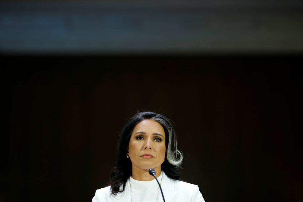 Revisão da semana de Trump: Tulsi Gabbard renuncia; Rededicar 250; outro lote de arquivos de OVNIs liberado