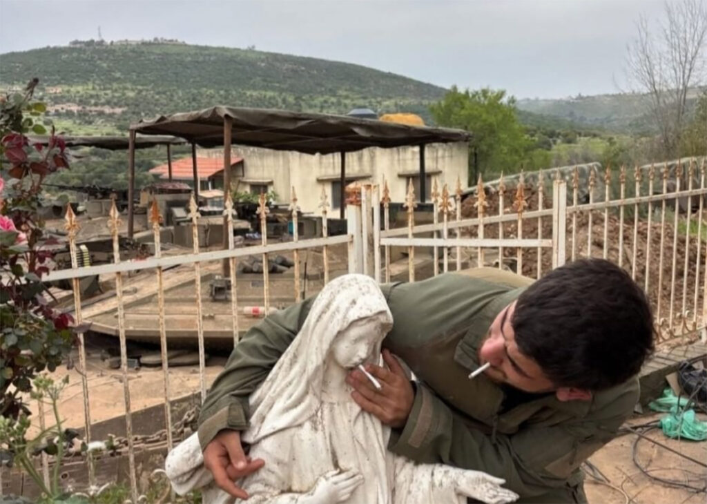 Soldados israelenses presos por profanar a estátua da Virgem Maria no sul do Líbano