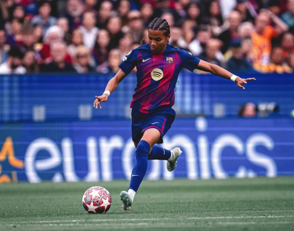 ‘Deus é tudo pra mim’, diz Vicky Lopez, do Barcelona