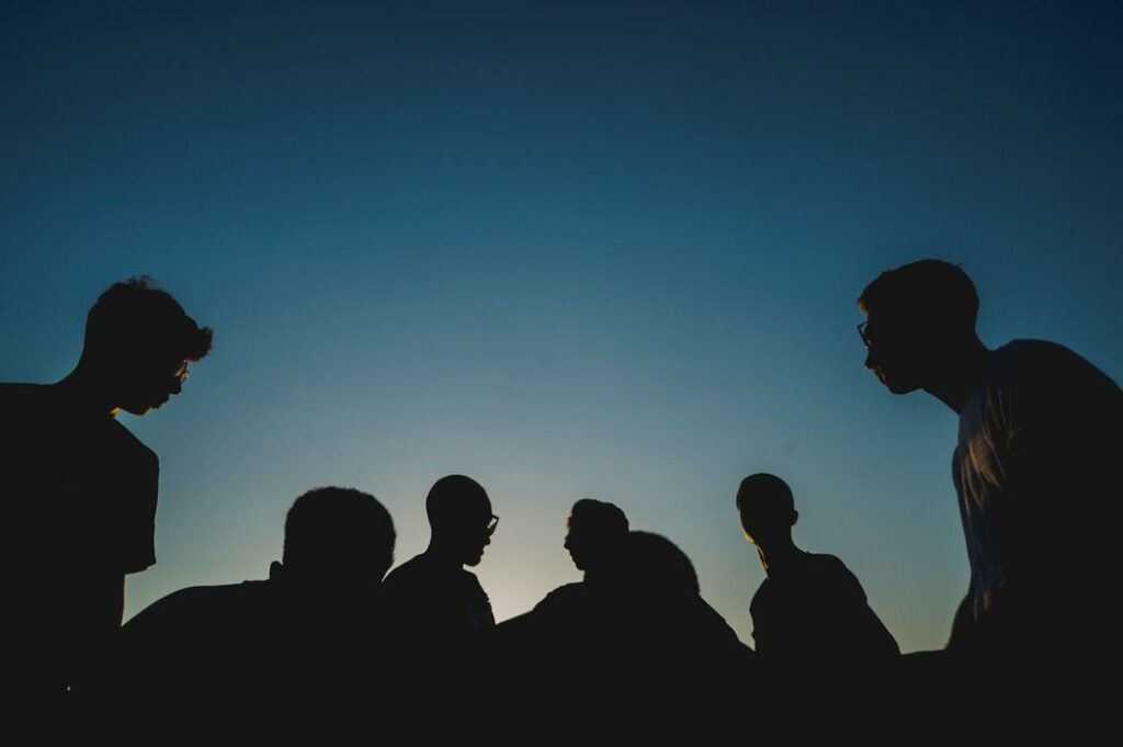 12 maneiras pelas quais os homens cristãos podem recuperar a verdadeira masculinidade bíblica