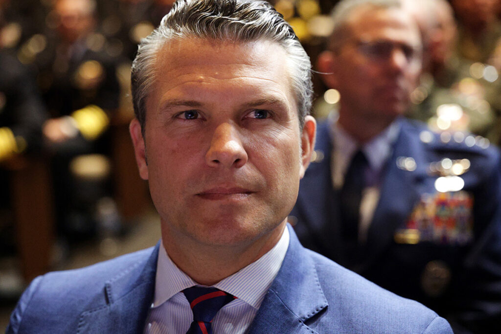 Hegseth diz que os EUA eliminaram centenas de militantes do ISIS na Nigéria, elogia Trump