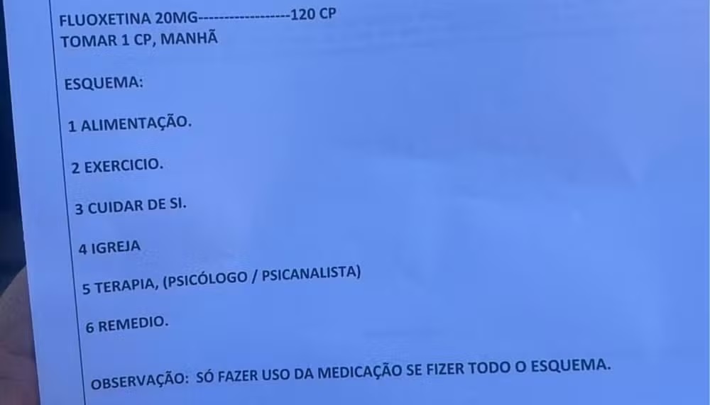 Médico surpreende ao prescrever "igreja" e "cuidar de si"