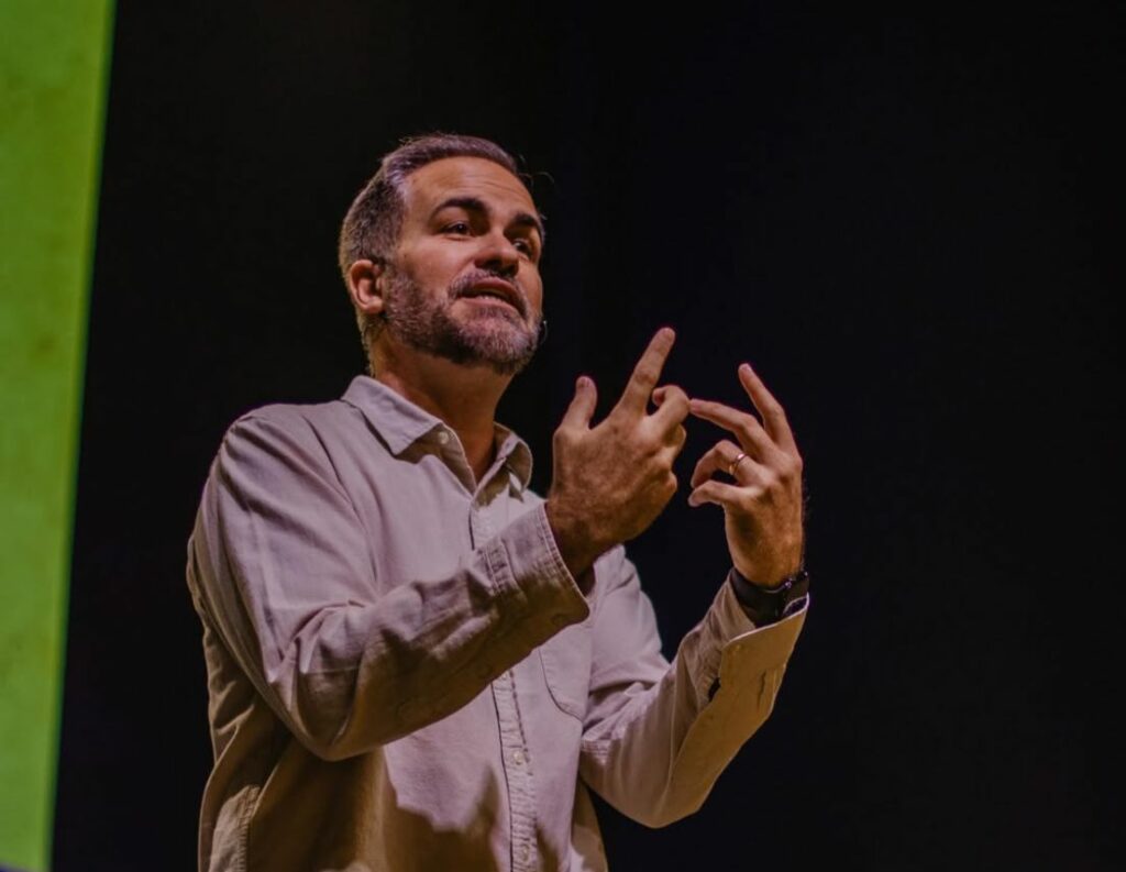 Pastor dá conselho a esposas na Copa do Mundo: ‘Compassivas’