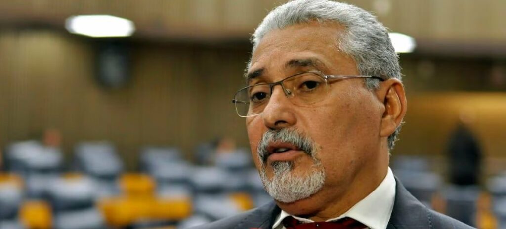 Vereador petista é preso em operação contra lavagem de dinheiro do PCC