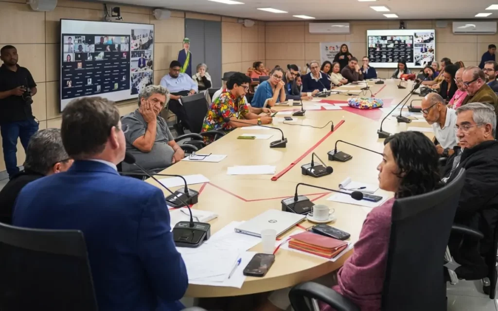 Após evangélicos, PT divulga carta aos católicos para 2026