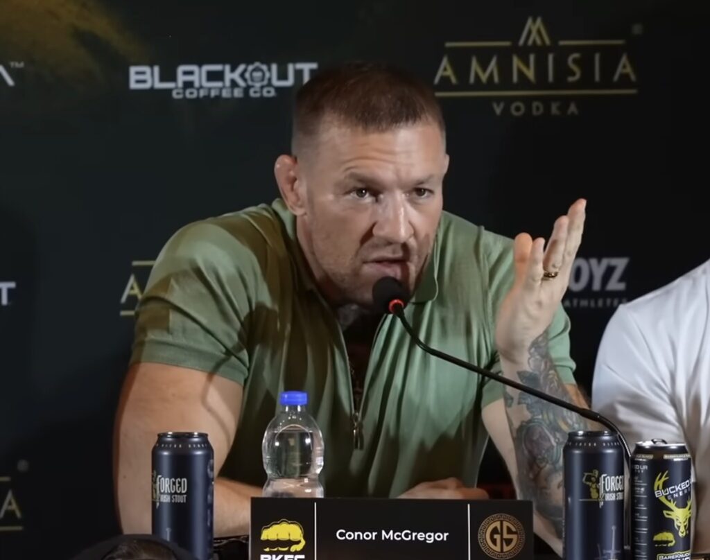 Conor McGregor compartilha total confiança em Deus após derrota no UFC