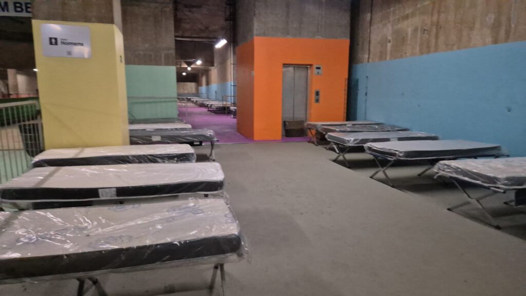 Governo de SP reativa abrigo solidário para moradores de rua