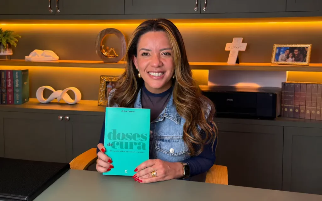 Jeiza Pontes: buscar ajuda profissional não diminui a fé