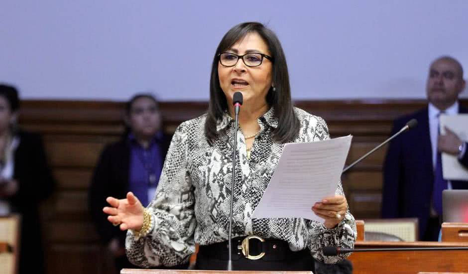 Milagros Aguayo assume senado no Peru com legado de conquistas sociais