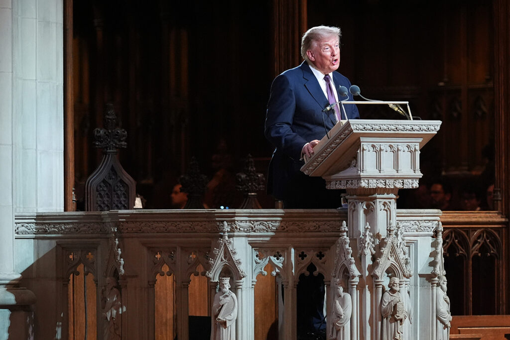 Trump homenageia Lindsey Graham no funeral da Catedral Nacional